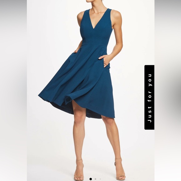 DRESS THE POPULATION Dress Catalina Sleeveless Crepe Peacock Blue M NWT - Picture 1 of 11